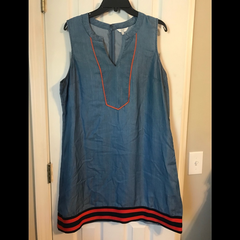 Crown & Ivy Shift Dress size 16 VGUC